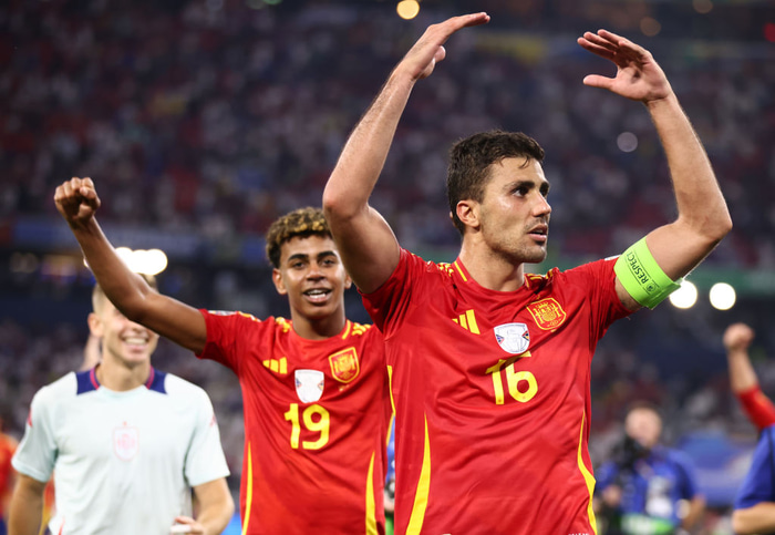 EM hringborðið - Fótboltinn sigraði þó hann hafi ekki komið heim