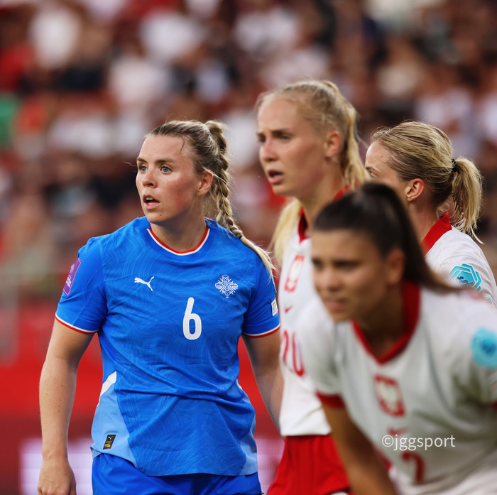 Ingibjörg Sigurðardóttir.