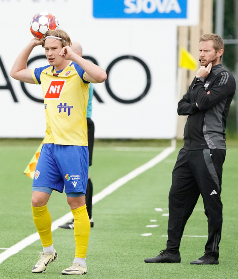 Myndaveisla frá sigri KA á Víkingum