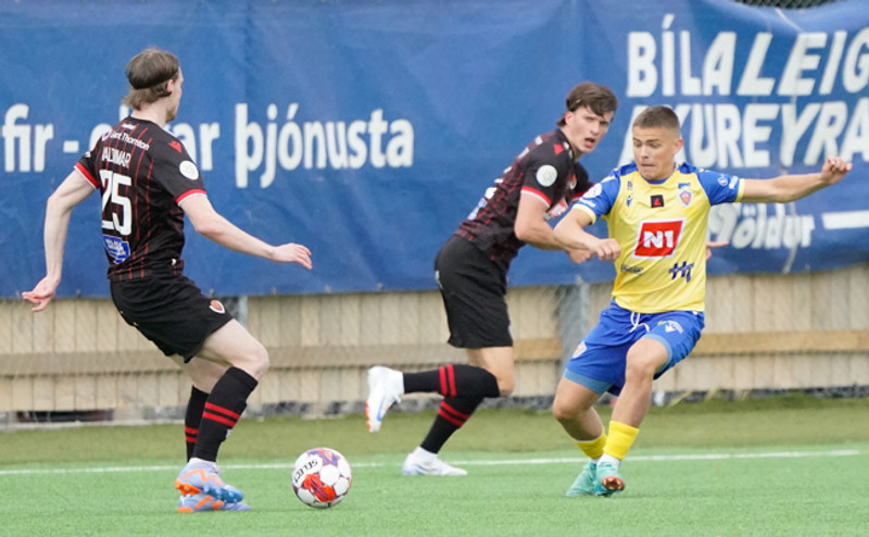Myndaveisla frá sigri KA á Víkingum