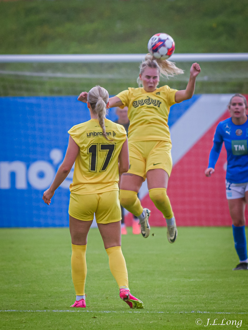Myndaveisla: Stjarnan vann gulklædda FH-inga