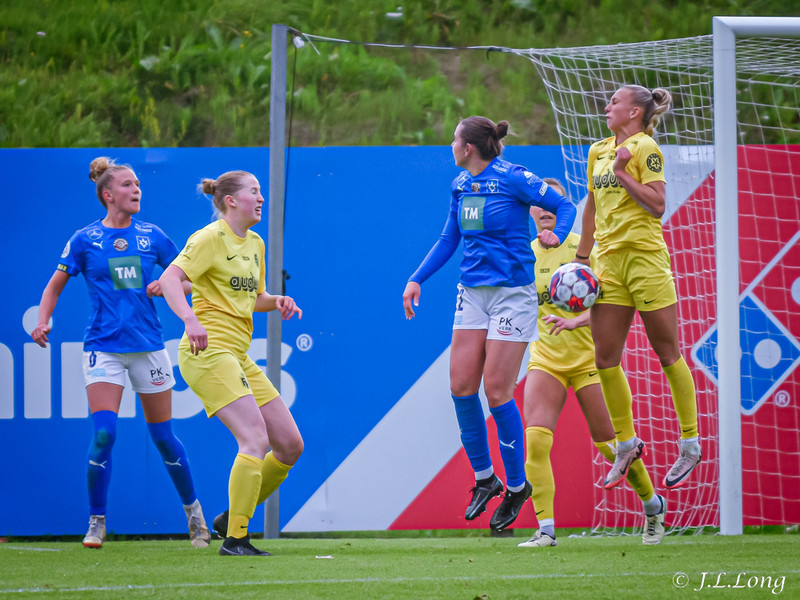 Myndaveisla: Stjarnan vann gulklædda FH-inga