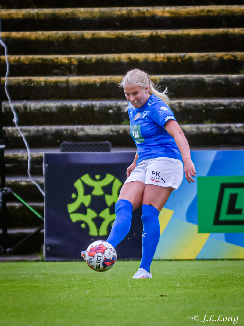 Myndaveisla: Stjarnan vann gulklædda FH-inga