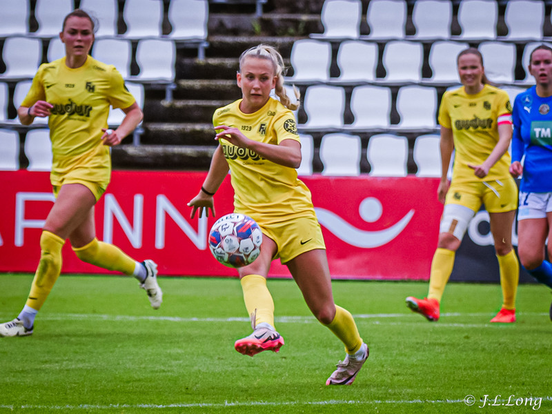 Myndaveisla: Stjarnan vann gulklædda FH-inga