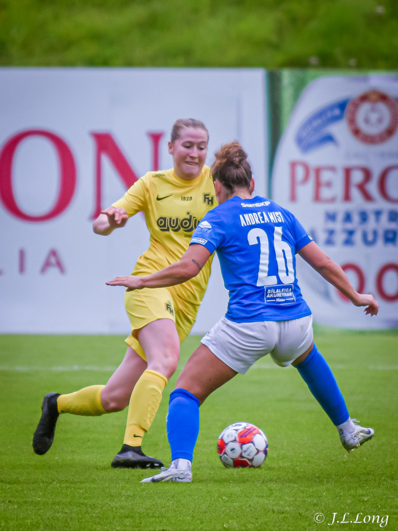 Myndaveisla: Stjarnan vann gulklædda FH-inga