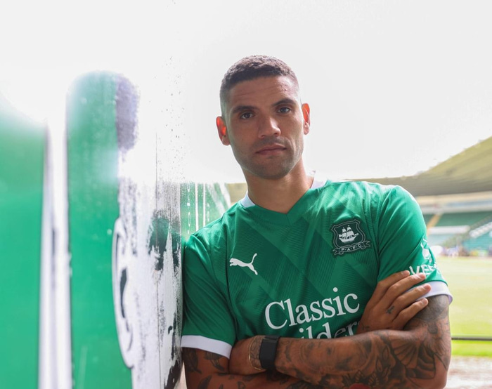 Guðlaugur Victor hefur spilað vel undanfarna mánuði en mun líklega falla niður um deild