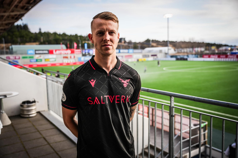 Valur kaupir Hörð Inga og FH kaupir Bjarna Guðjón (Staðfest)