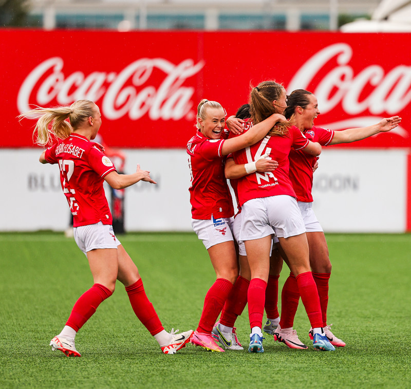 Besta deild kvenna: Katie Cousins hetja Vals í stórleiknum - Ótrúleg endurkoma í Víkinni
