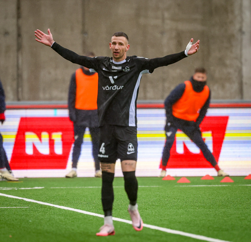 Tilfinningar í fagni Damirs - „Geggjað að framlengja við klúbbinn sem ég hef alltaf viljað vera í"