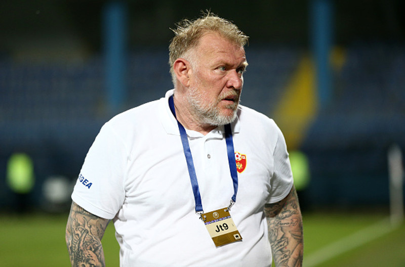 Robert Prosinecki er landsliðsþjálfari Svartfellinga.