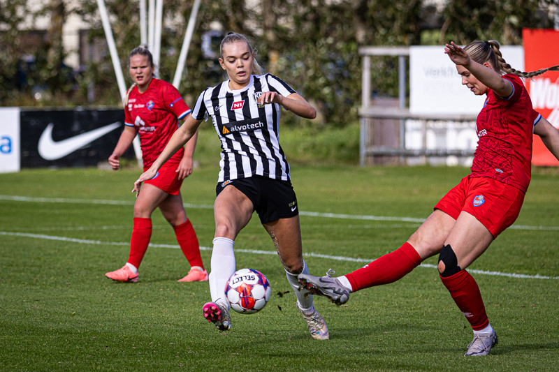 Myndaveisla: Haukar unnu KR í slag toppliðanna