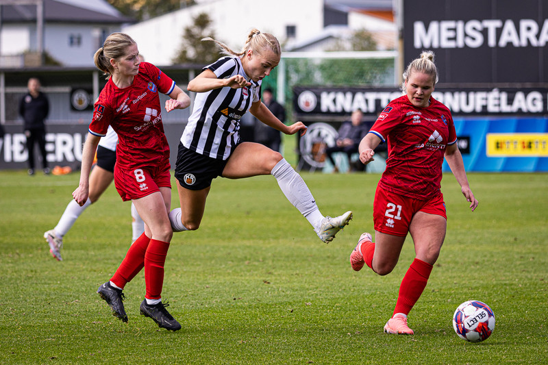 Myndaveisla: Haukar unnu KR í slag toppliðanna