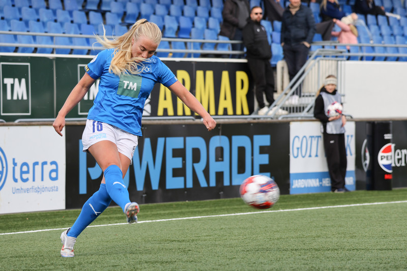 Myndaveisla: Stjarnan vann neðri hlutann með sigri á Tindastóli