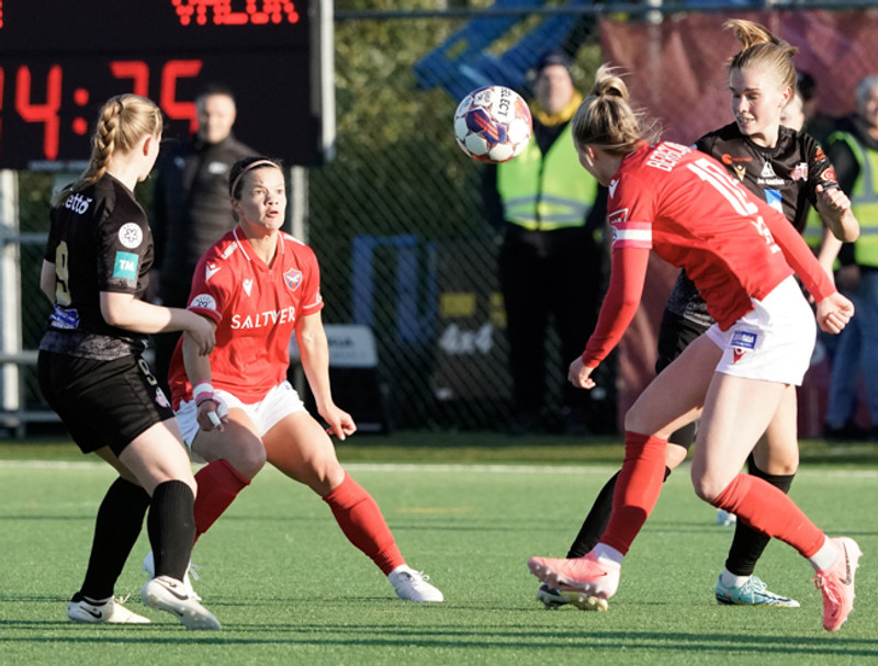 Myndaveisla: Valur vann Þór/KA í efri hlutanum