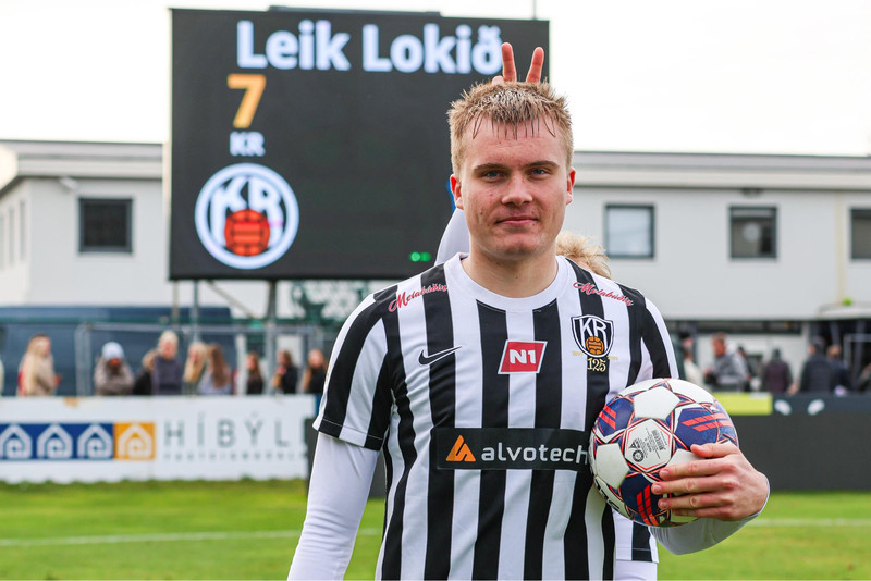 Benoný fékk að eiga boltann eftir fernuna í 7-1 sigrinum gegn Fram.