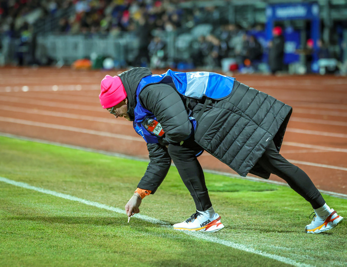 Kiddi að störfum á föstudagskvöldið.