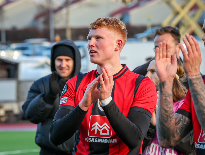 Sveinn Gísli byrjar hjá Víkingi.