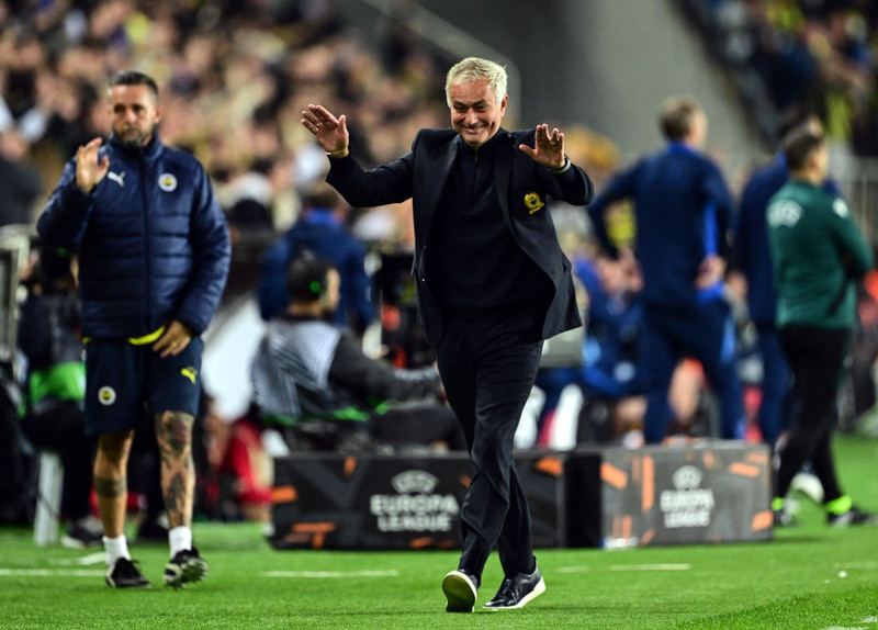 Mourinho einn sá líklegasti ef Dyche verður látinn fara