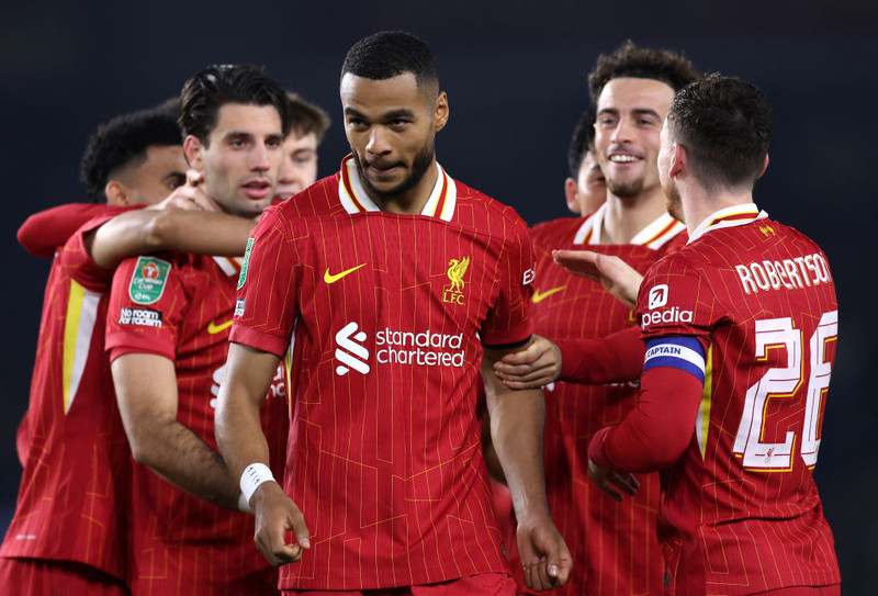 Liverpool er á toppnum