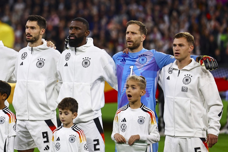 Byrjunarlið kvöldsins: Ronaldo leiðir línuna gegn Dönum