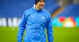 Jóhann Berg riftir við Al Dhafra (Staðfest)