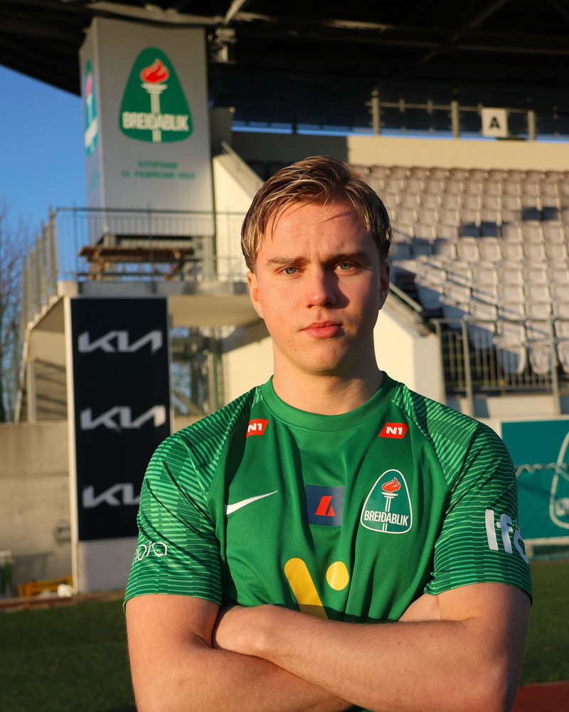 Óli Valur spilaði í treyju númer 9 í dag og skoraði eitt.