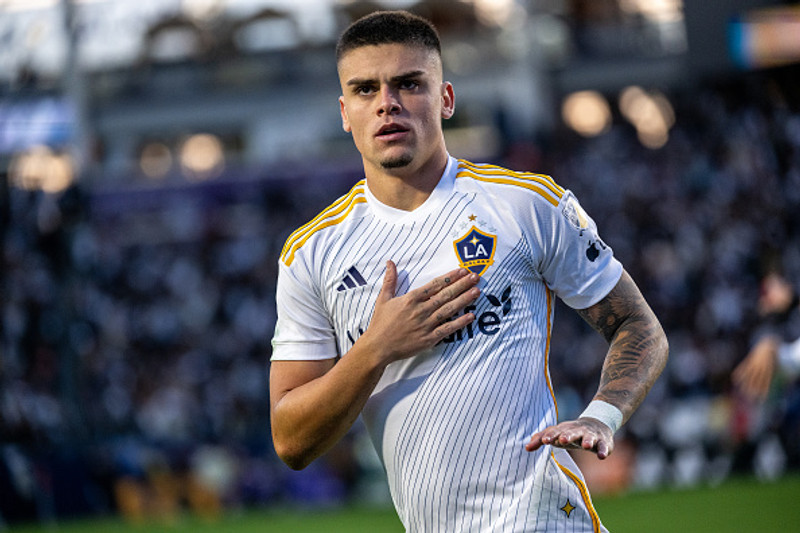 Gabriel Pec.