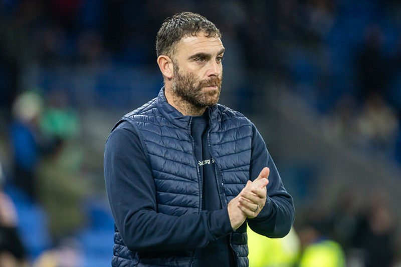 Omer Riza stýrir Cardiff út tímabilið