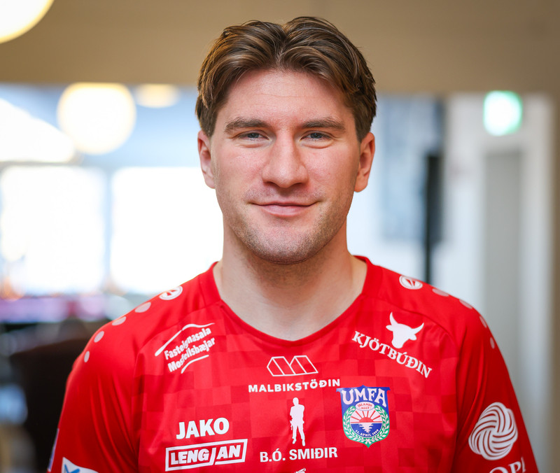 Axel Óskar er mættur í rauða búninginn.