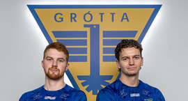 Langt stopp í Boganum - Einar í sjúkrabíl