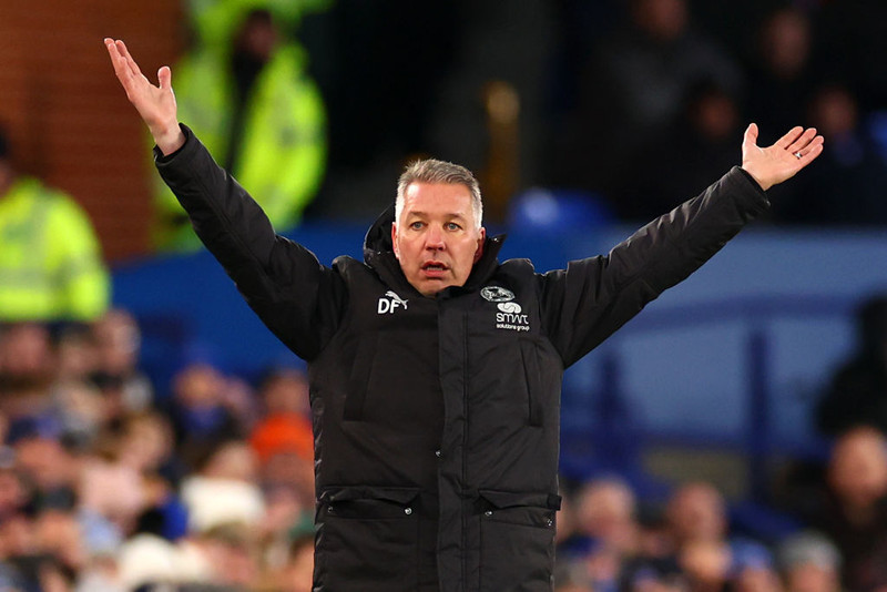 Darren Ferguson, stjóri Peterbrough, var ekki vinsæll á samfélagsmiðlum eftir að hafa komið í veg fyrir fallegt augnablik