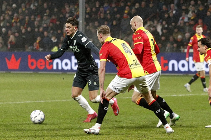 Brynjólfur í leiknum gegn Go Ahead Eagles.