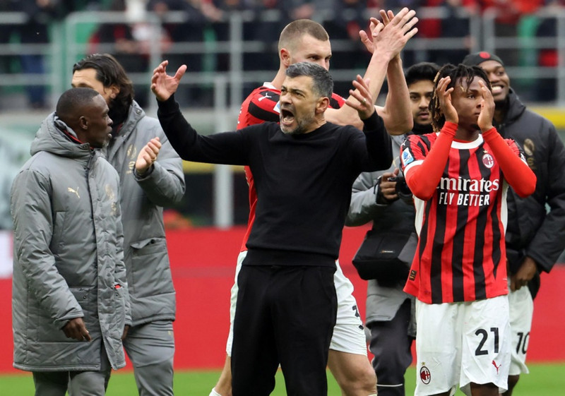 Versnað eftir þjálfaraskipti AC Milan