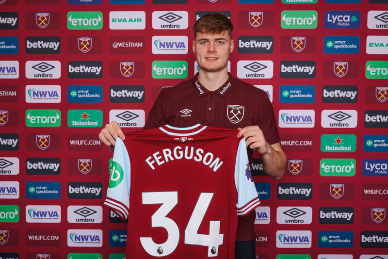 Evan Ferguson gekk í raðir West Ham.