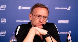 Steini um þjóðsönginn: Auðvitað var þetta bara...