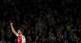 England: Arsenal minnkaði forystu Liverpool niður í...