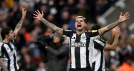 England: Newcastle steig stórt skref í átt að...