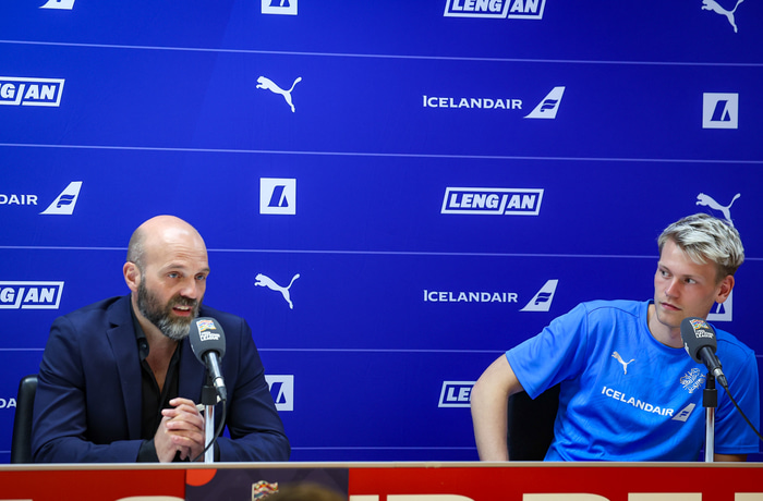 Arnar og Orri á fréttamannafundinum í dag.