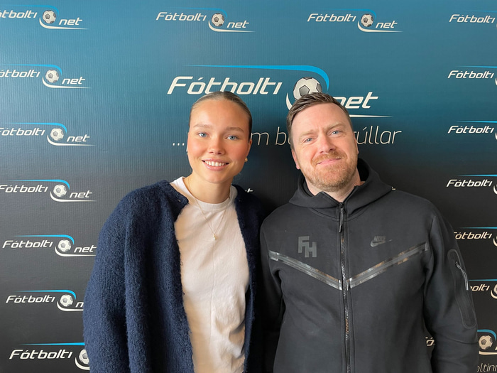 Arna Eiríksdóttir, fyrirliði FH, og Guðni Eiríksson, þjálfari liðsins.