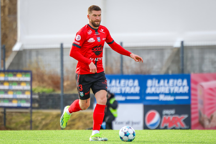 Úr leiknum í gær.