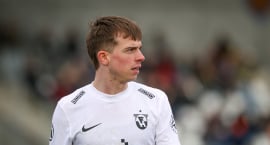 Sterkastur í 7. umferð - Best að spila fótbolta á grasi
