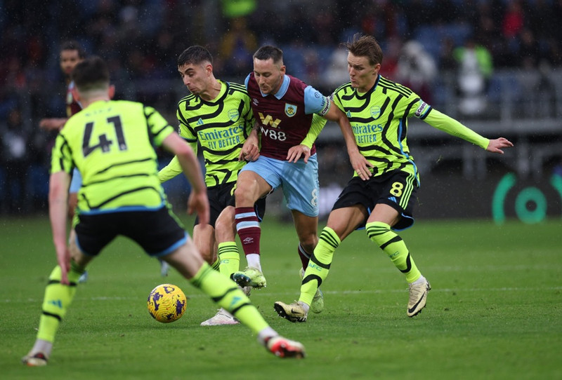 Brownhill hefur spilað yfir 200 leiki á fimm og hálfu ári hjá Burnley.