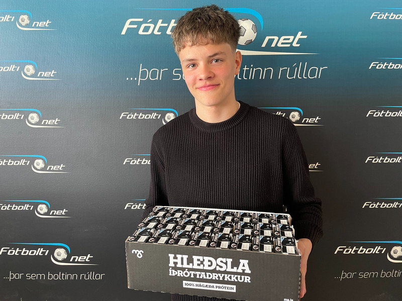 Alexander Rafn fékk Hleðslu í verðlaun.
