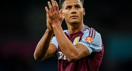 England: Watkins hetjan á Stamford Bridge 