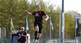 Besta deildin: Röð mistaka gaf Víkingi sigurinn