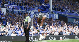 Stórlið berjast um Ndiaye - Villa að bjóða í Igor...