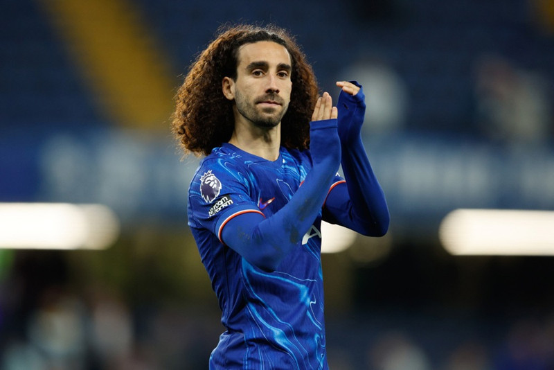 <b>Varnarmaður: Marc Cucurella (Chelsea)</b> - Sýnt mikinn stöðugleika í gegnum tímabilið og skoraði eina markið í 1-0 sigri gegn Manchester United.