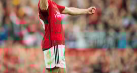 Jonny Evans aðstoðar Darren Fletcher (Staðfest)