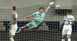 Liverpool að kaupa ungverskan markvörð