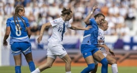 Karólína Lea: Ég hef aldrei séð hana jafn hvíta í...